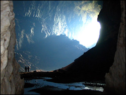 Пещеры Национального парка Ниах