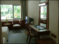 Island View Hotel (  )